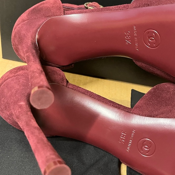 Authentic Chanel Suede Kidskin Sandals size 38.5 - Picture 8 of 15